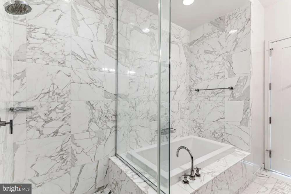 1414 S PENN SQUARE #34G Philadelphia, PA 19102