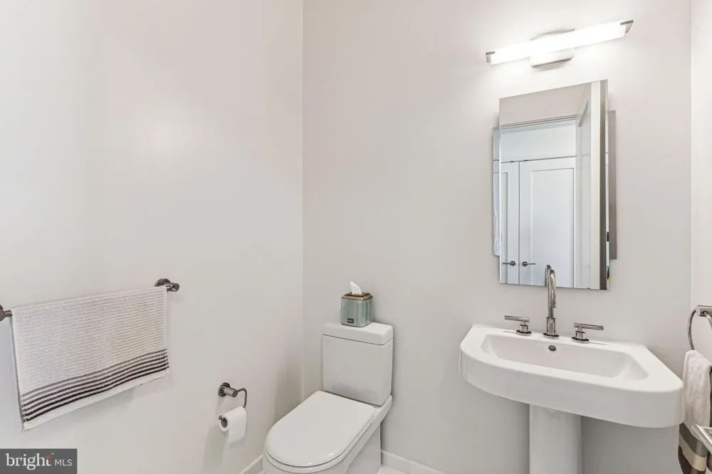 1414 S PENN SQUARE #34G Philadelphia, PA 19102