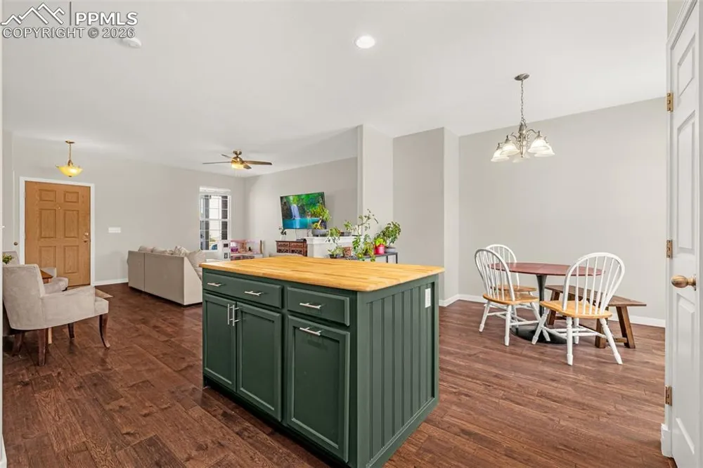 7383 Little Jimmy Grove Fountain, CO 80817