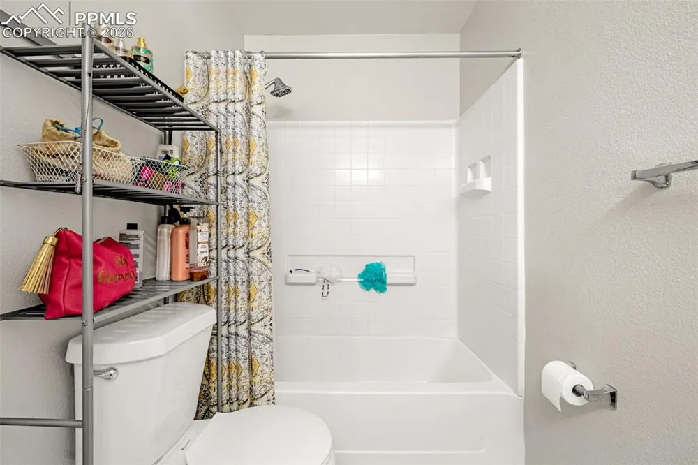 7383 Little Jimmy Grove Fountain, CO 80817