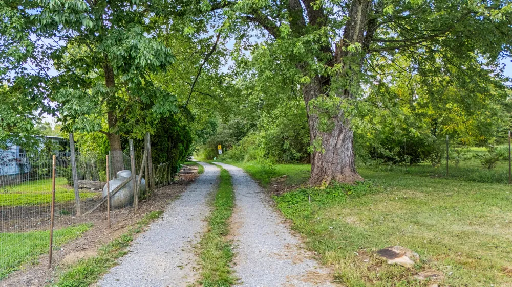 Rock Creek Road Trenton, GA 30752