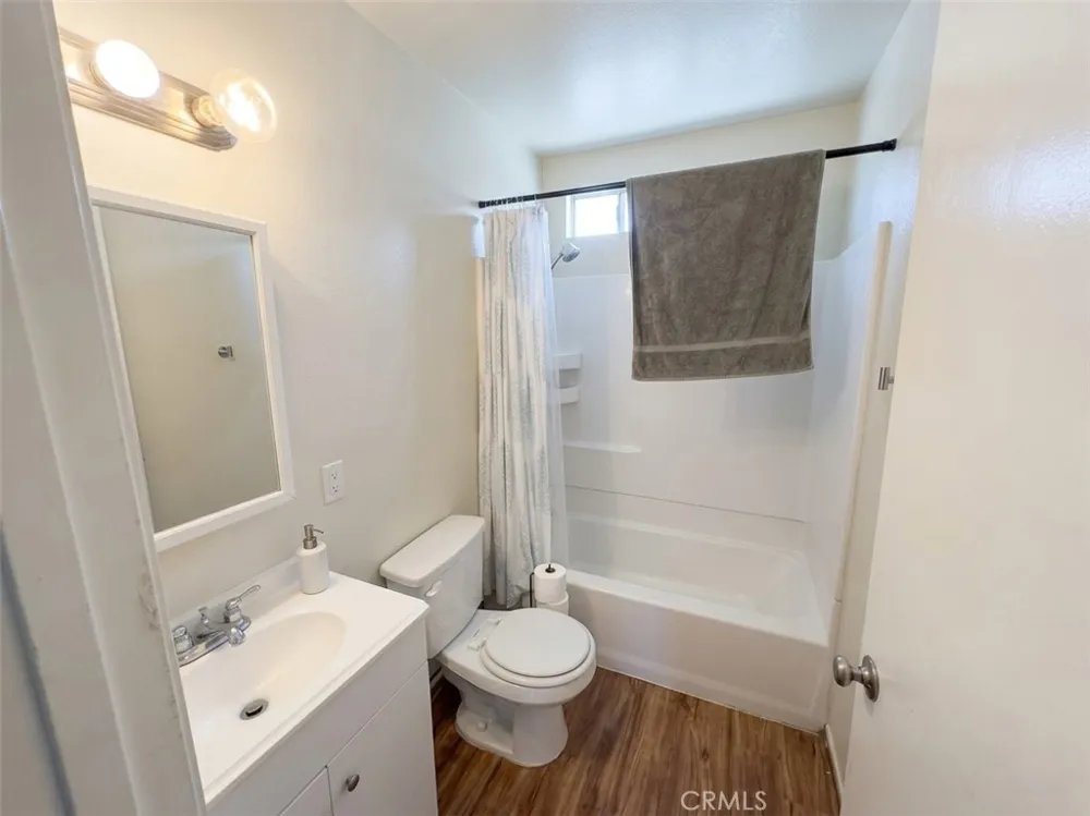 511 Bayport St. Carson, CA 90745