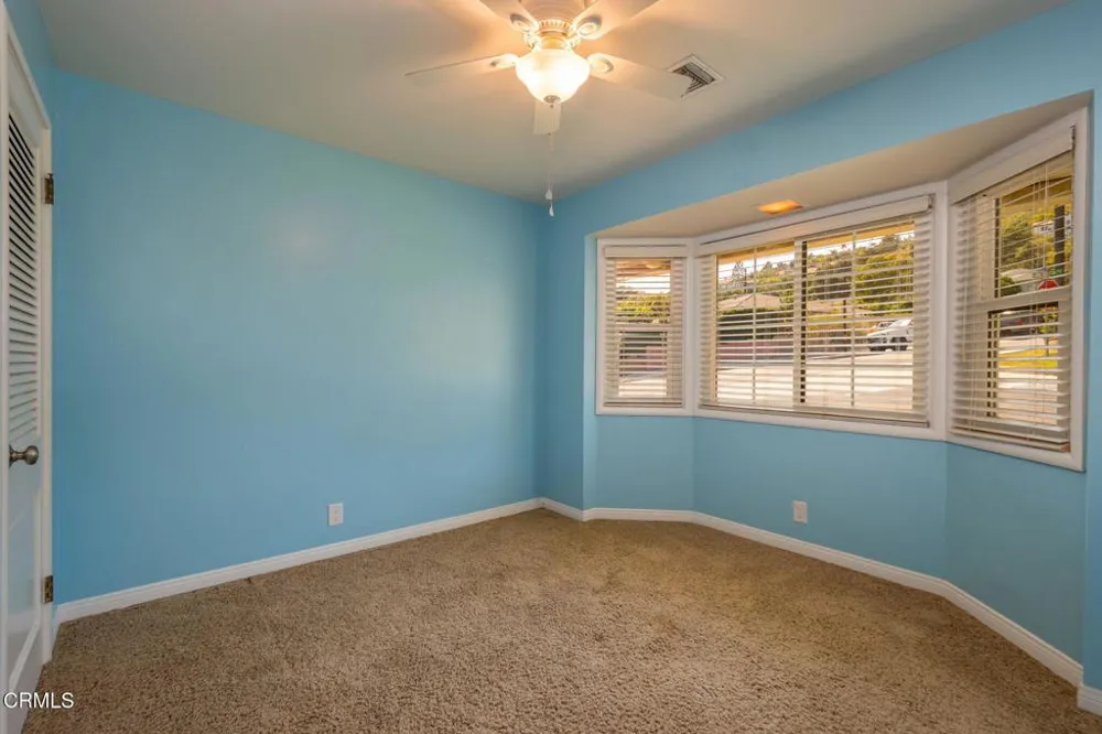 942 Loma Vista Place Santa Paula, CA 93060