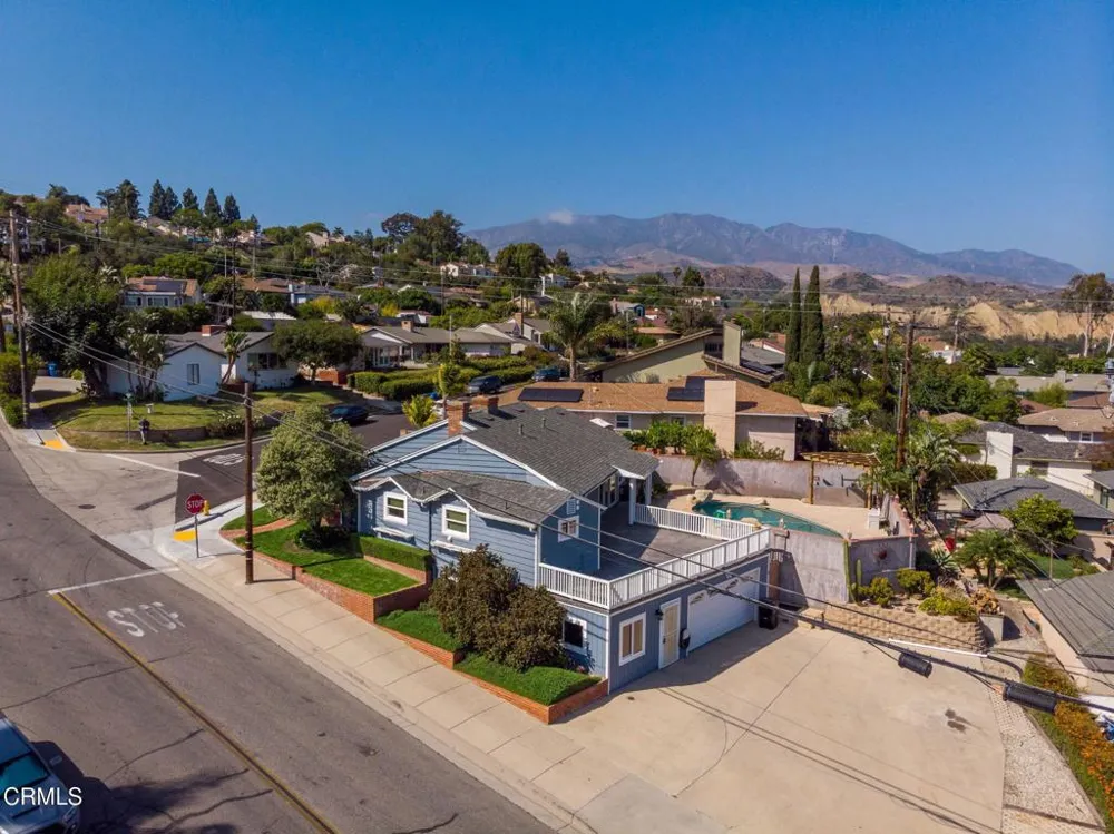942 Loma Vista Place Santa Paula, CA 93060