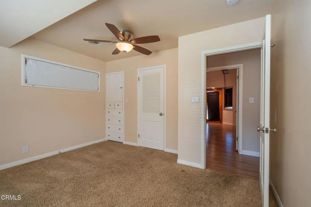 942 Loma Vista Place Santa Paula, CA 93060