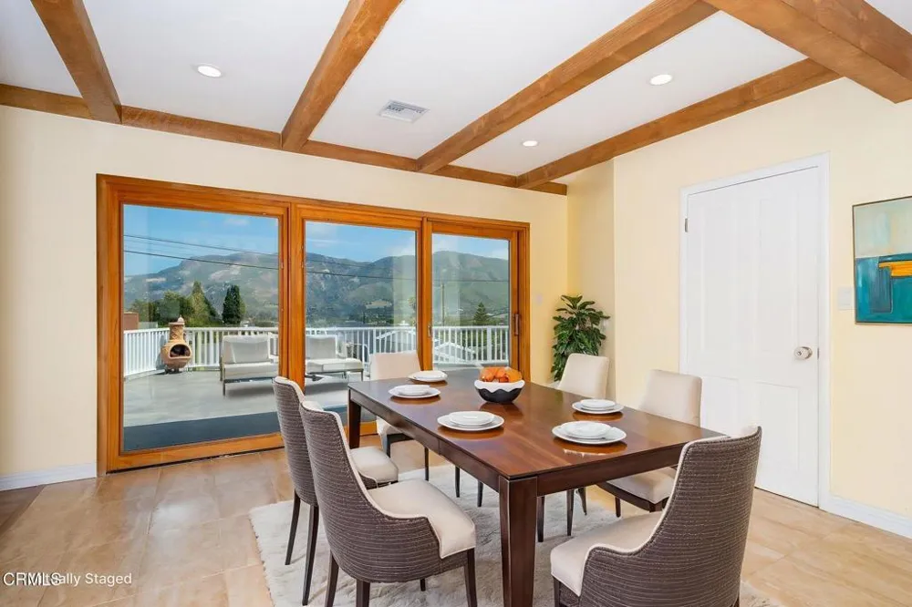942 Loma Vista Place Santa Paula, CA 93060