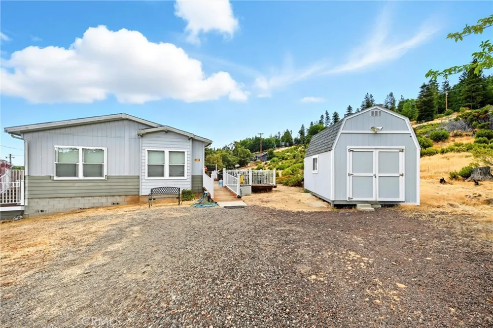 9538 Angelly Way Cobb, CA 95426