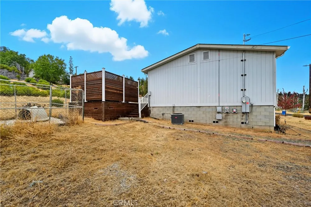 9538 Angelly Way Cobb, CA 95426
