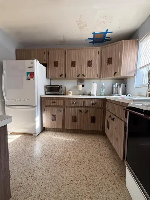 399 W 12th St
