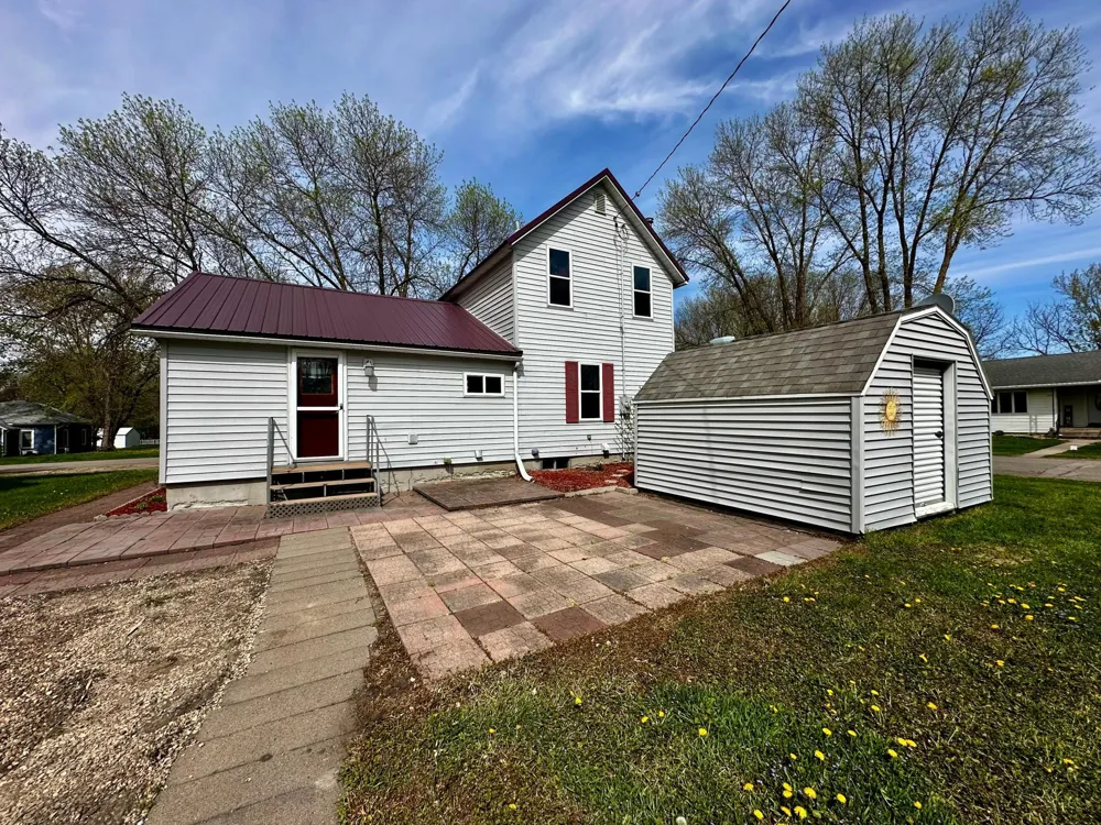 390 Broadway Street Vesta, MN 56292