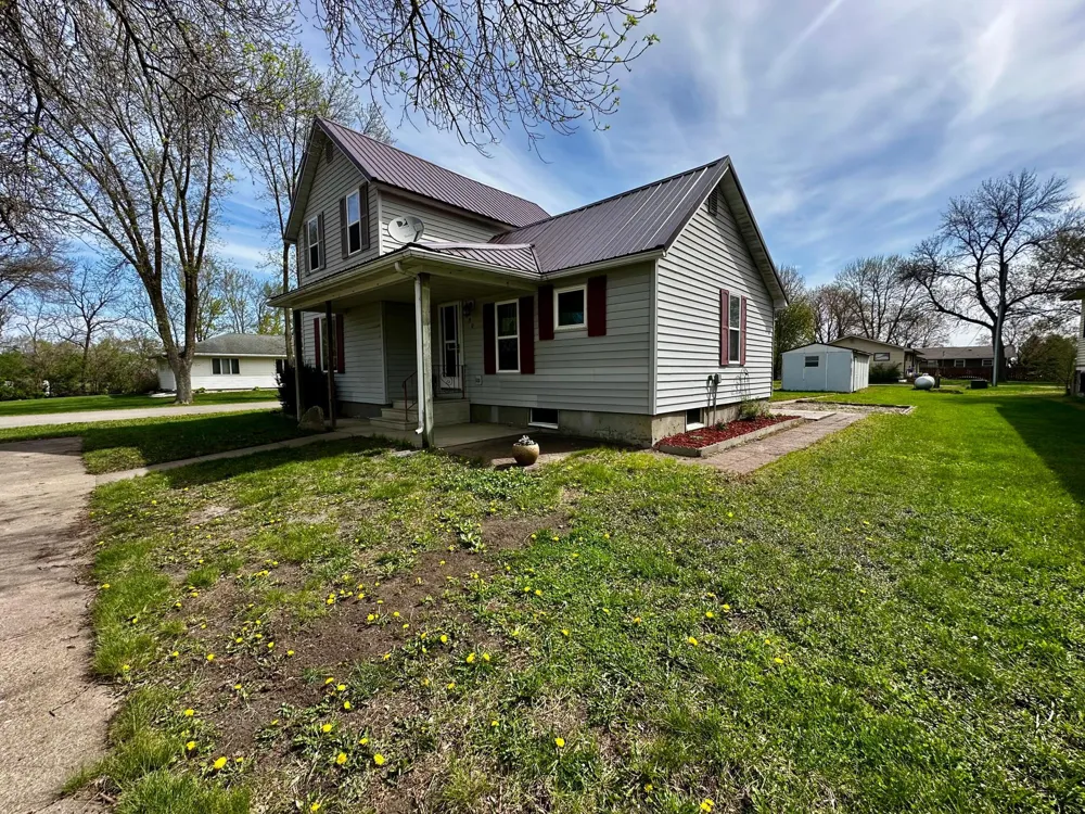 390 Broadway Street Vesta, MN 56292