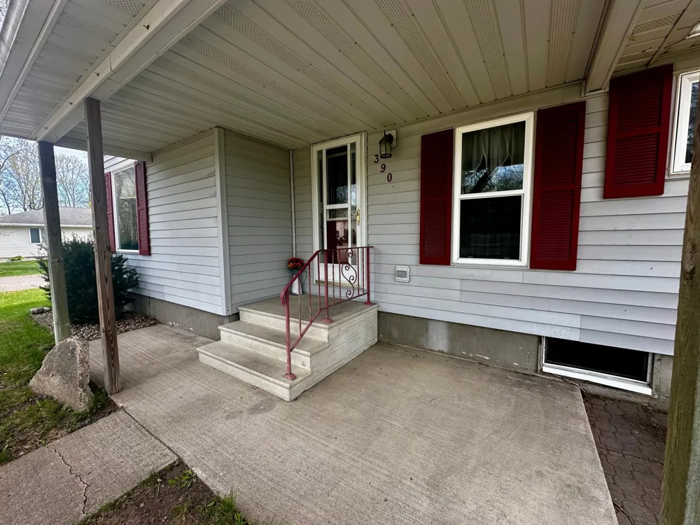 390 Broadway Street Vesta, MN 56292