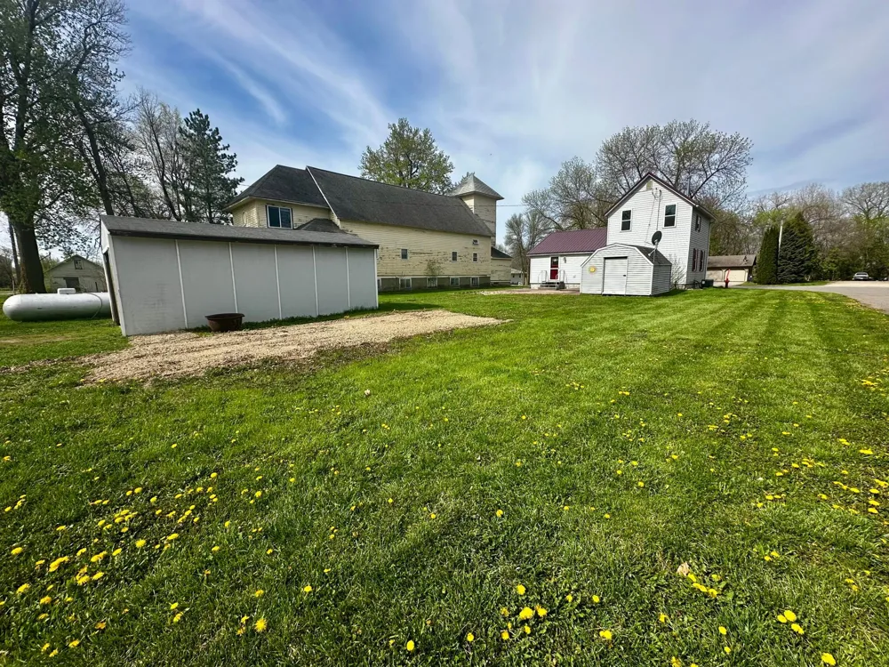 390 Broadway Street Vesta, MN 56292