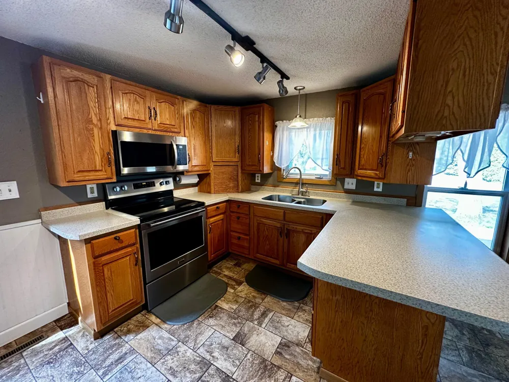 390 Broadway Street Vesta, MN 56292