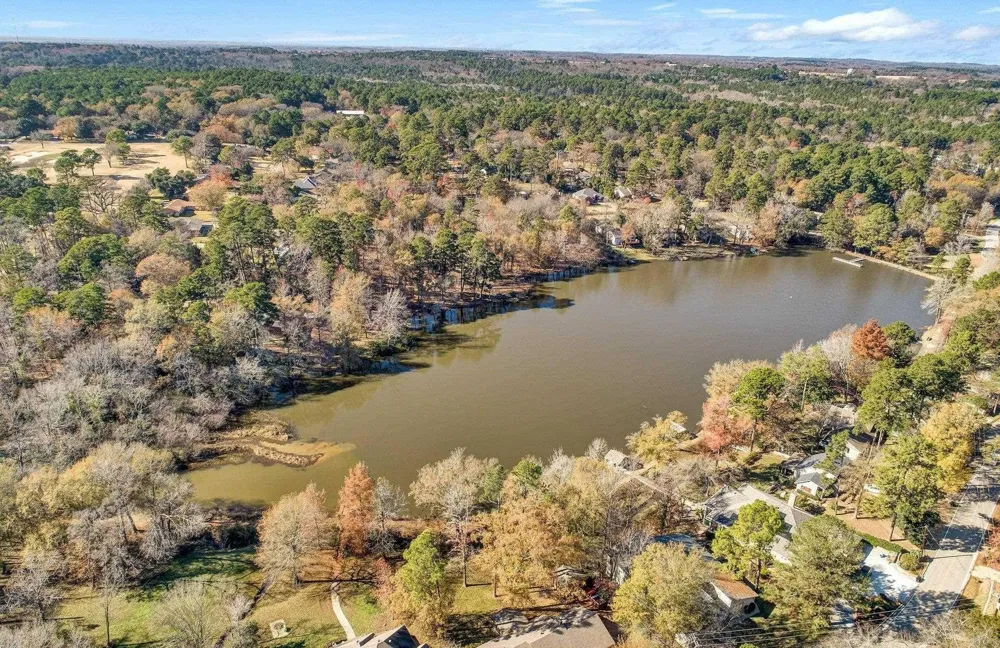 425 Hideaway Central Lane Hideaway, TX 75711