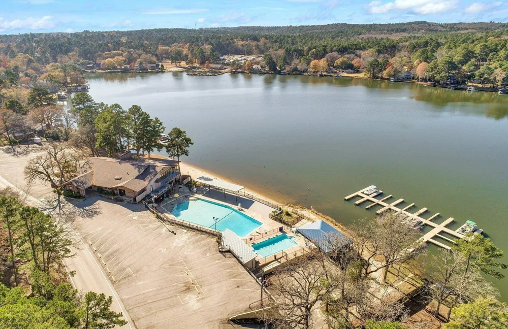 425 Hideaway Central Lane Hideaway, TX 75711