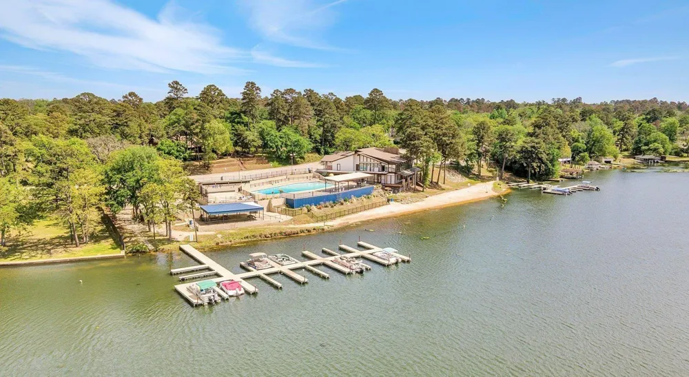 425 Hideaway Central Lane Hideaway, TX 75711