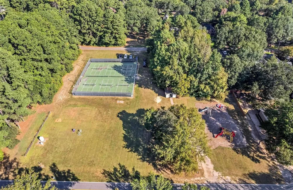 425 Hideaway Central Lane Hideaway, TX 75711