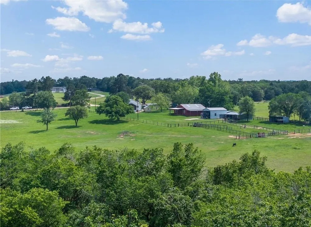 3004 County Road 310 Caldwell, TX 77836