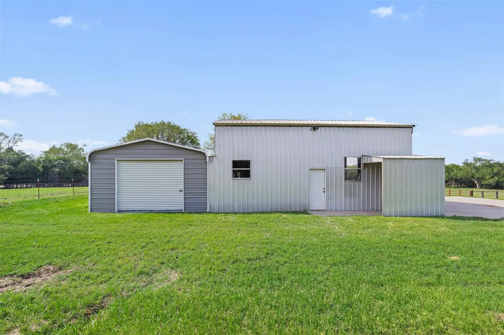 3004 County Road 310 Caldwell, TX 77836