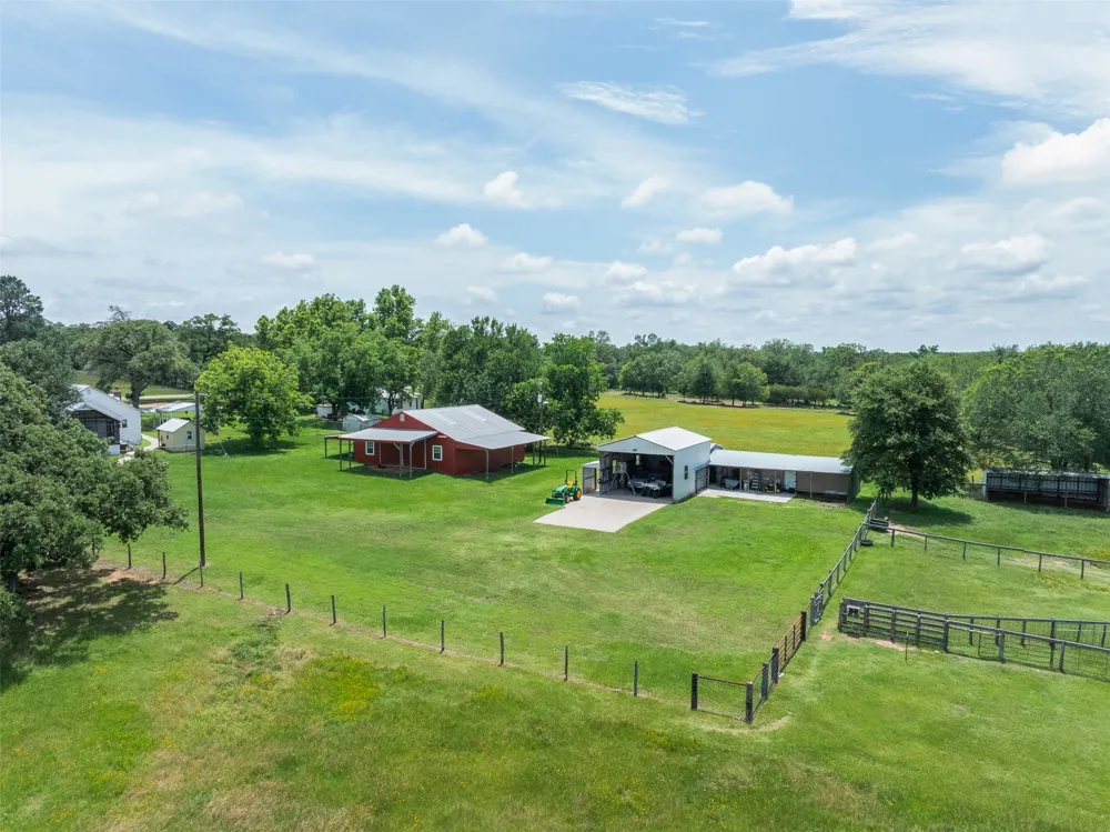 3004 County Road 310 Caldwell, TX 77836