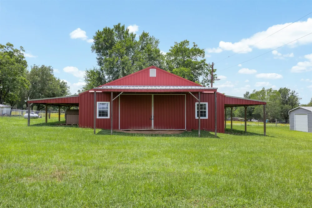 3004 County Road 310 Caldwell, TX 77836