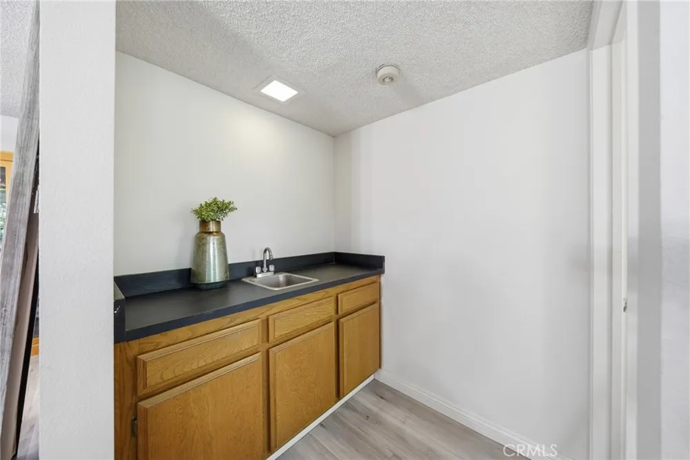 4141 Via Marisol #319 Los Angeles, CA 90042