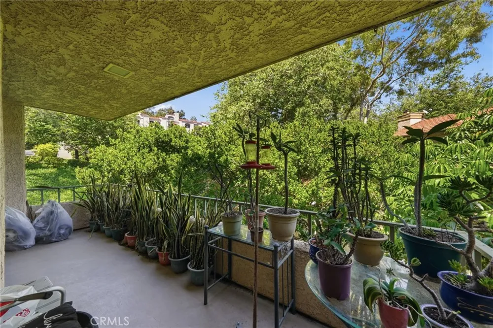 4141 Via Marisol #319 Los Angeles, CA 90042