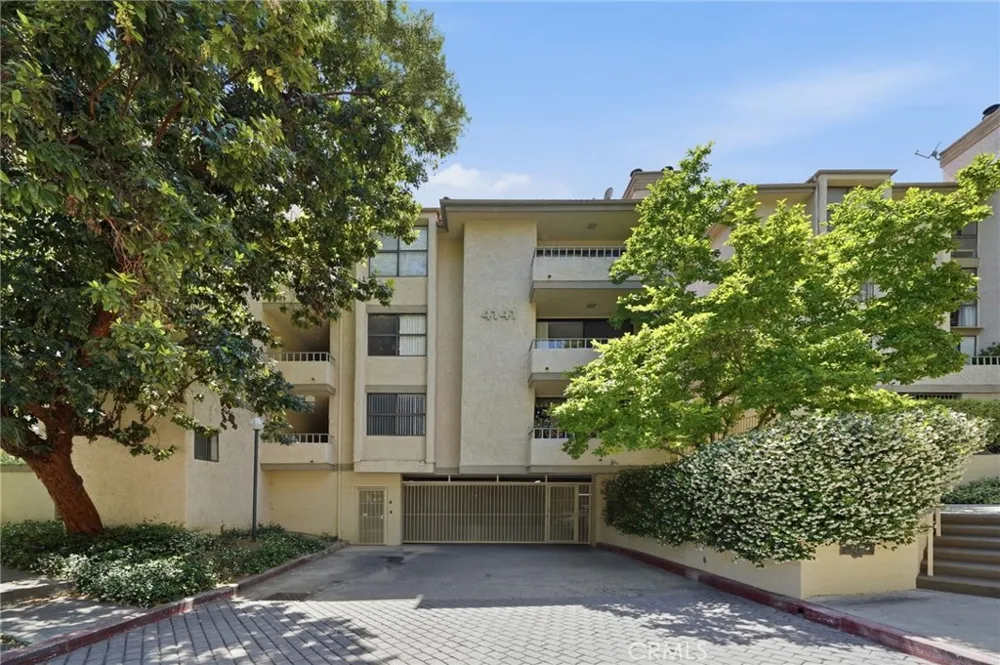 4141 Via Marisol #319 Los Angeles, CA 90042