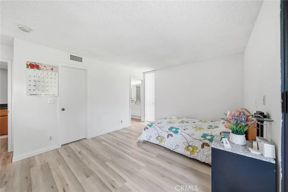 4141 Via Marisol #319 Los Angeles, CA 90042