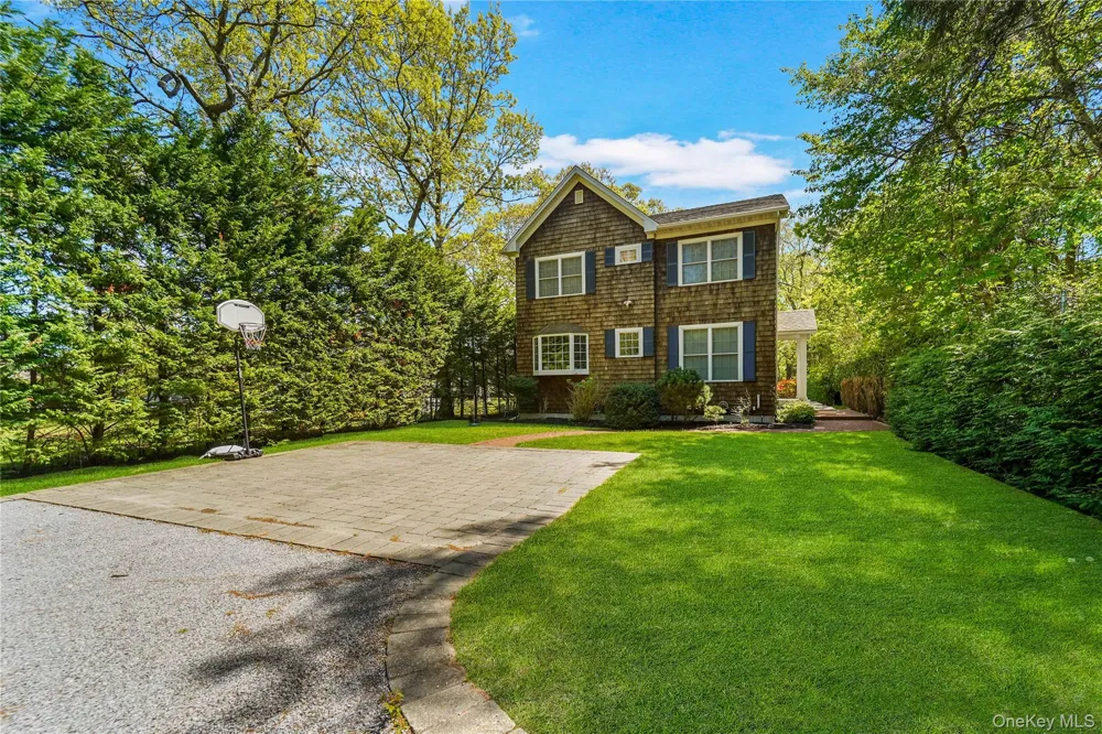39 Foster Road #A Quogue, NY 11959