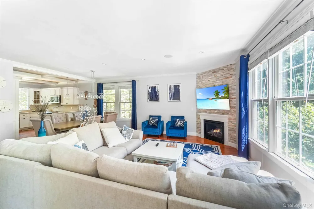 39 Foster Road #A Quogue, NY 11959