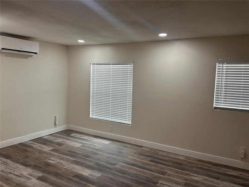 1716 SPRUCEWOOD LANE Orlando, FL 32818