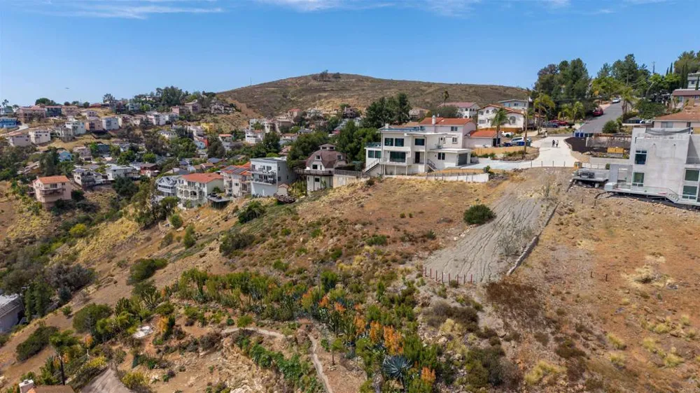 La Mesa Avenue Spring Valley, CA 91977