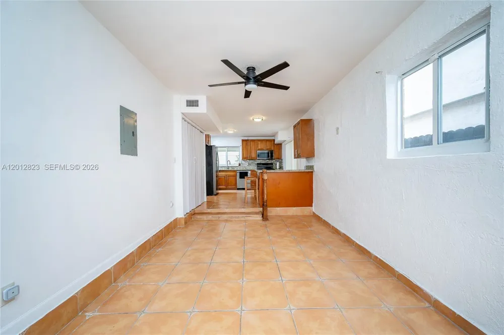 1007 NW 106th Ave Cir Miami, FL 33172