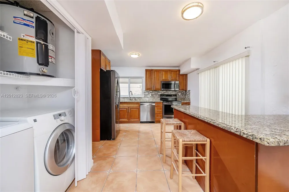 1007 NW 106th Ave Cir Miami, FL 33172