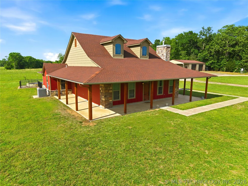 467281 Highway 100 Stilwell, OK 74960