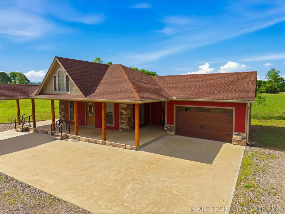 467281 Highway 100 Stilwell, OK 74960
