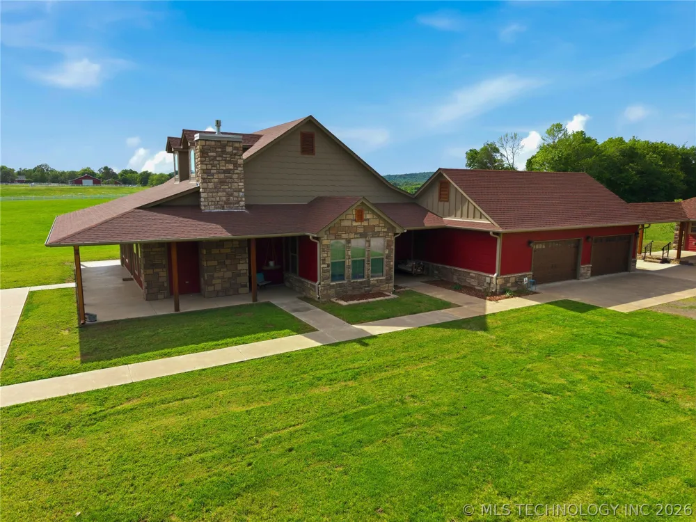 467281 Highway 100 Stilwell, OK 74960