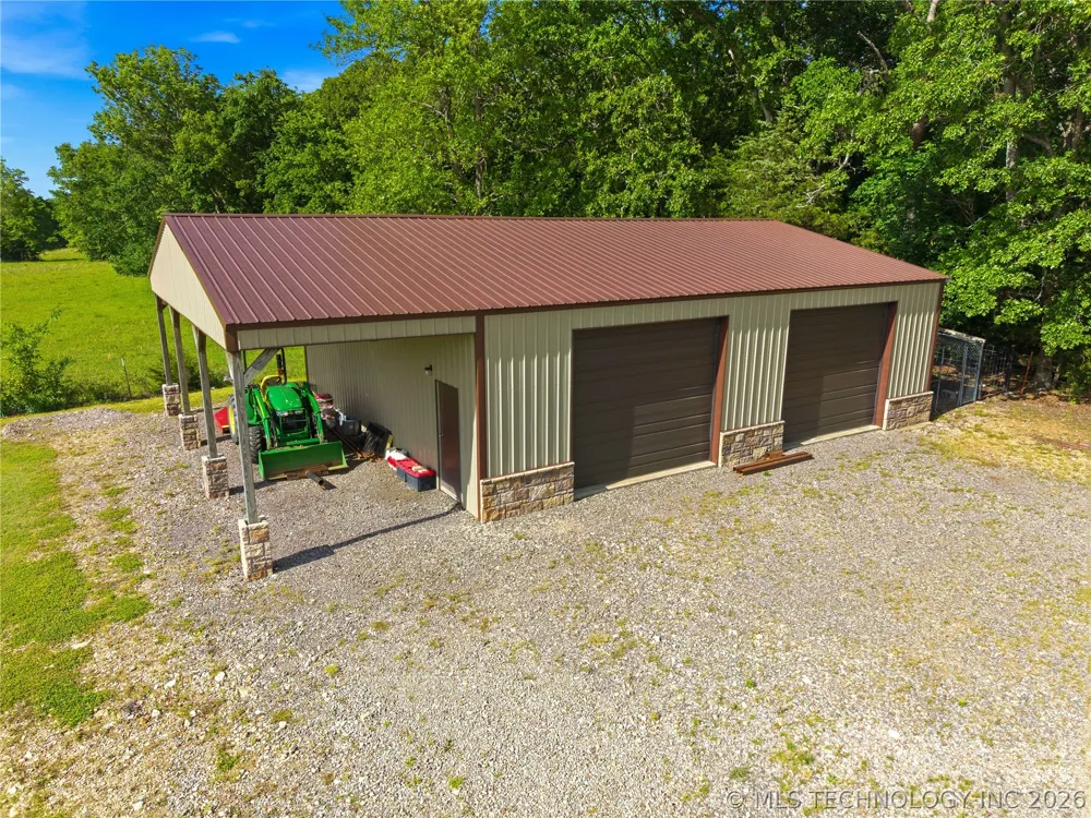467281 Highway 100 Stilwell, OK 74960