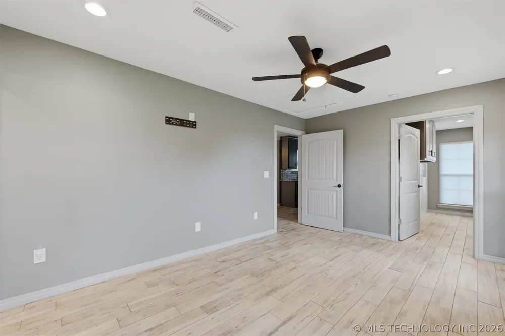 467281 Highway 100 Stilwell, OK 74960