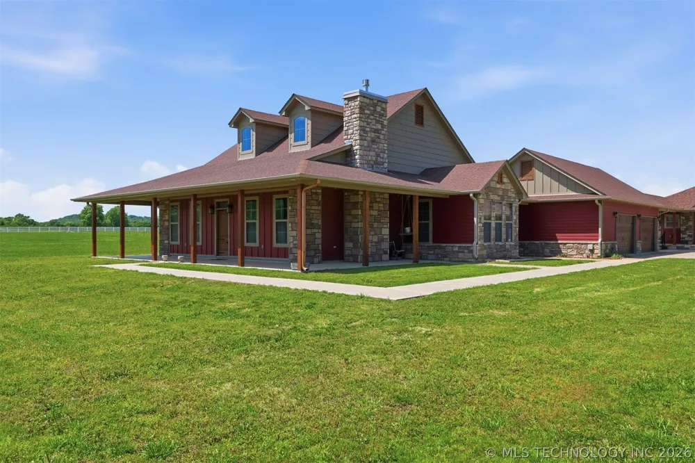 467281 Highway 100 Stilwell, OK 74960