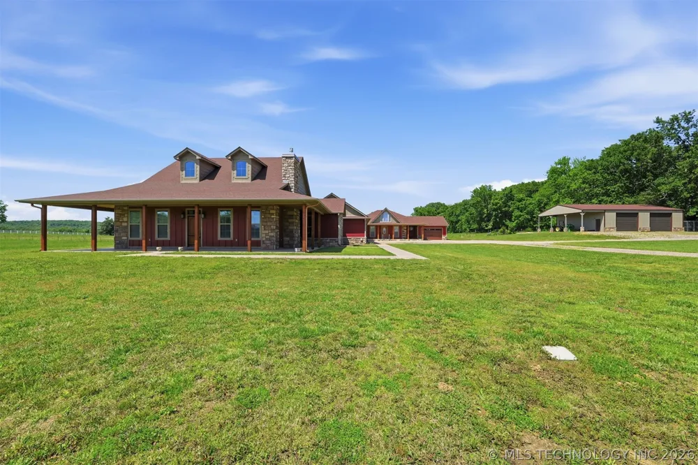 467281 Highway 100 Stilwell, OK 74960