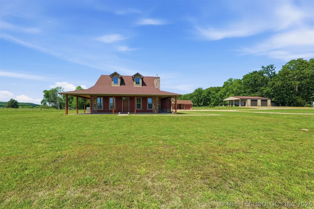 467281 Highway 100 Stilwell, OK 74960