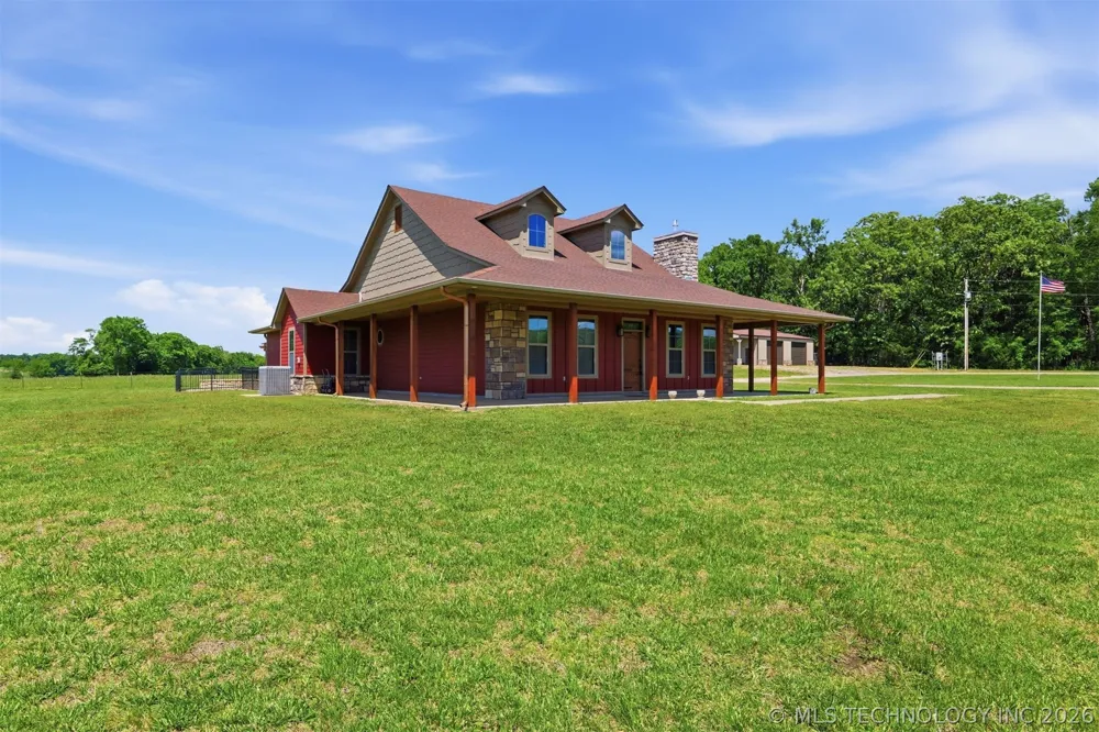 467281 Highway 100 Stilwell, OK 74960