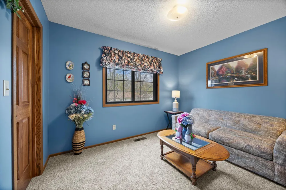 1221 Bradford Street SE Hutchinson, MN 55350