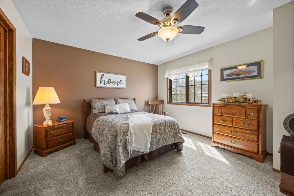 1221 Bradford Street SE Hutchinson, MN 55350