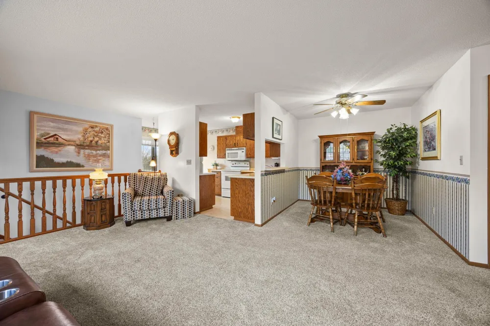 1221 Bradford Street SE Hutchinson, MN 55350