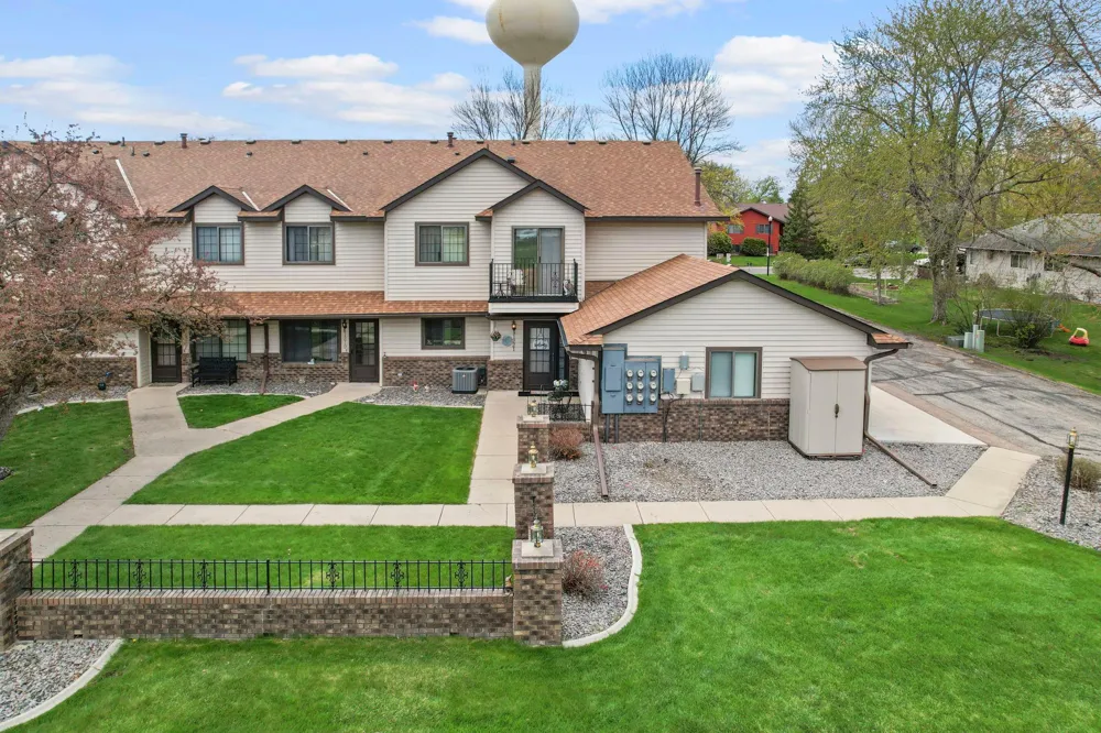 1221 Bradford Street SE Hutchinson, MN 55350