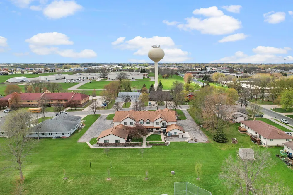 1221 Bradford Street SE Hutchinson, MN 55350